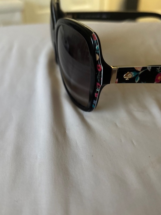 Kate Spade black floral sunglasses brand new with case main image 2